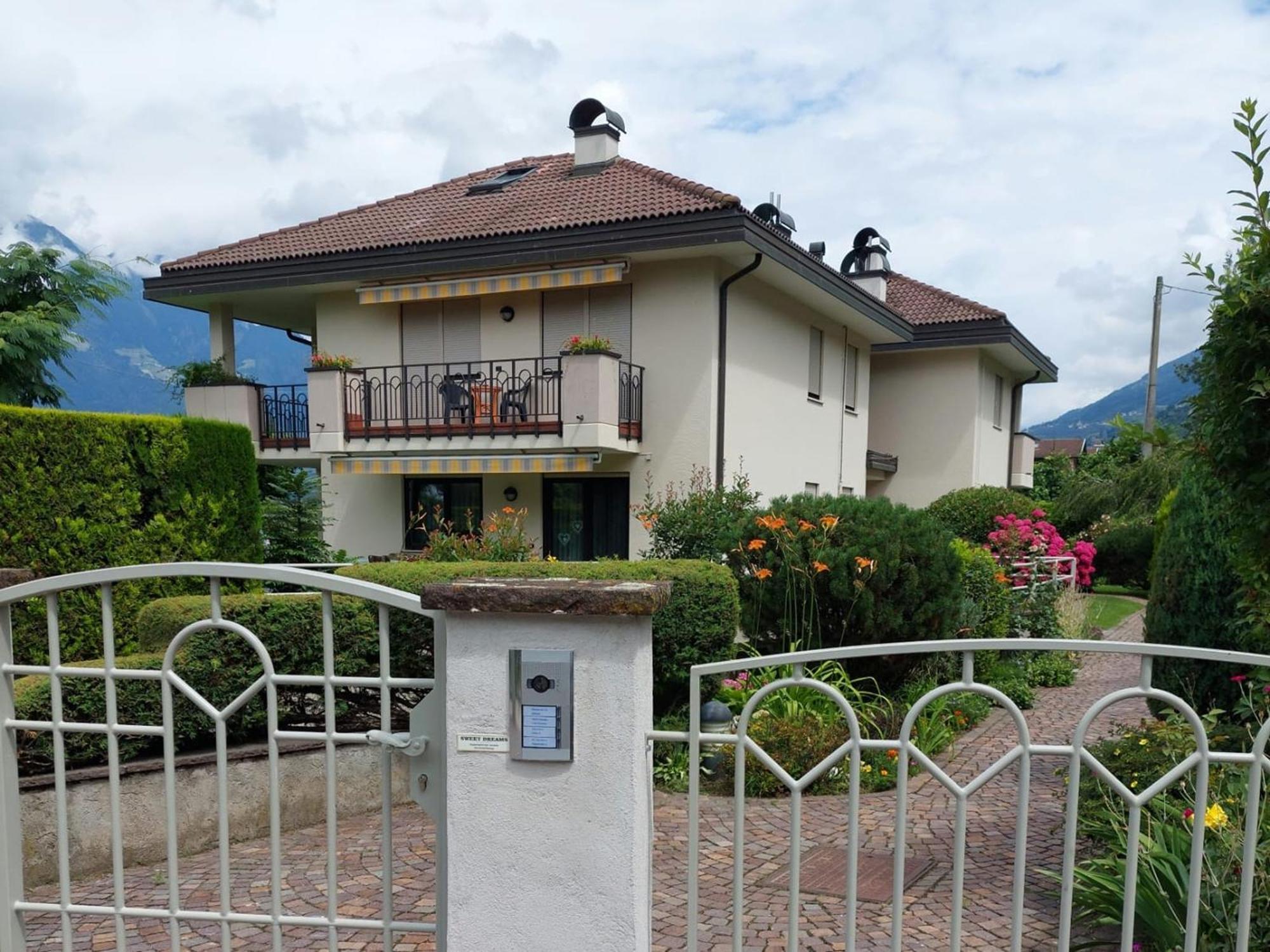 Sweet Dreams Apartment Merano Luaran gambar